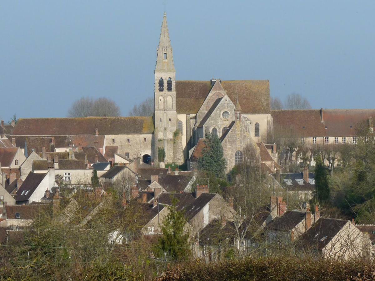 Ferrieres-en-Gatinais Logis Hotel Restaurant De L'Abbaye מראה חיצוני תמונה